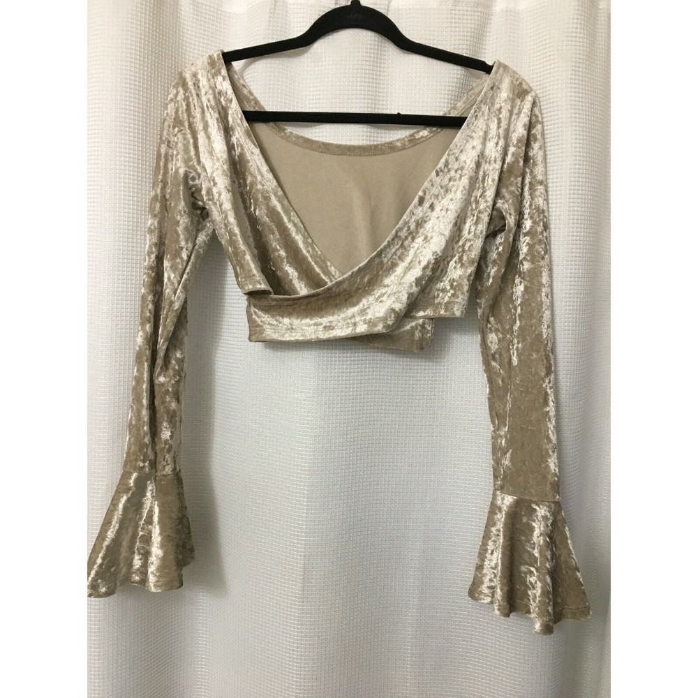 Crush Velour Crop Top Boho Bell Sleeves Size Small Cross Back Platinum Color  A1 - Picture 2 of 6